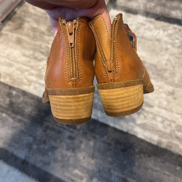 b.o.c. Women's, Lucy Boot size brown - Picture 7 of 7